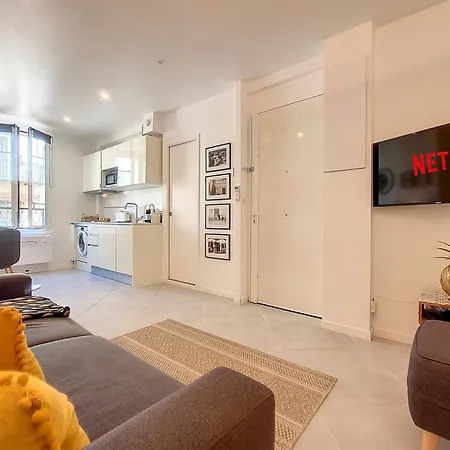 Nestor&jeeves - L Ancre - Port Area - Close Old Town *